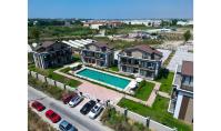 AN-2351-1, Distant view property (3 rooms, 2 bathrooms) with pool and balcony in Анталия Серик