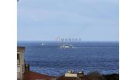 IS-5273, Sea view real estate with balcony and separated kitchen in Стамбул Картал